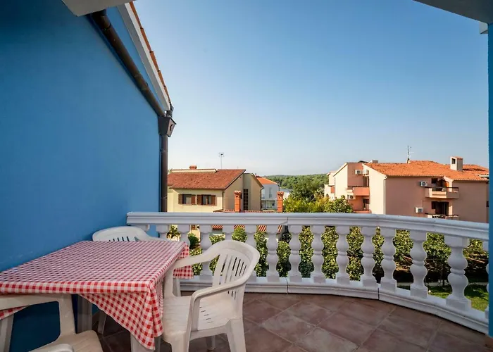 Hilde Blue-6 By Interhome Medulin