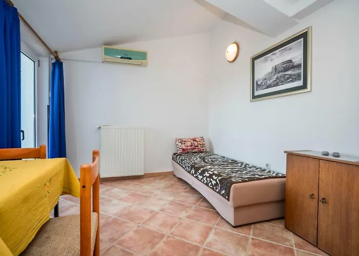 Hilde Blue-6 By Interhome Appartement